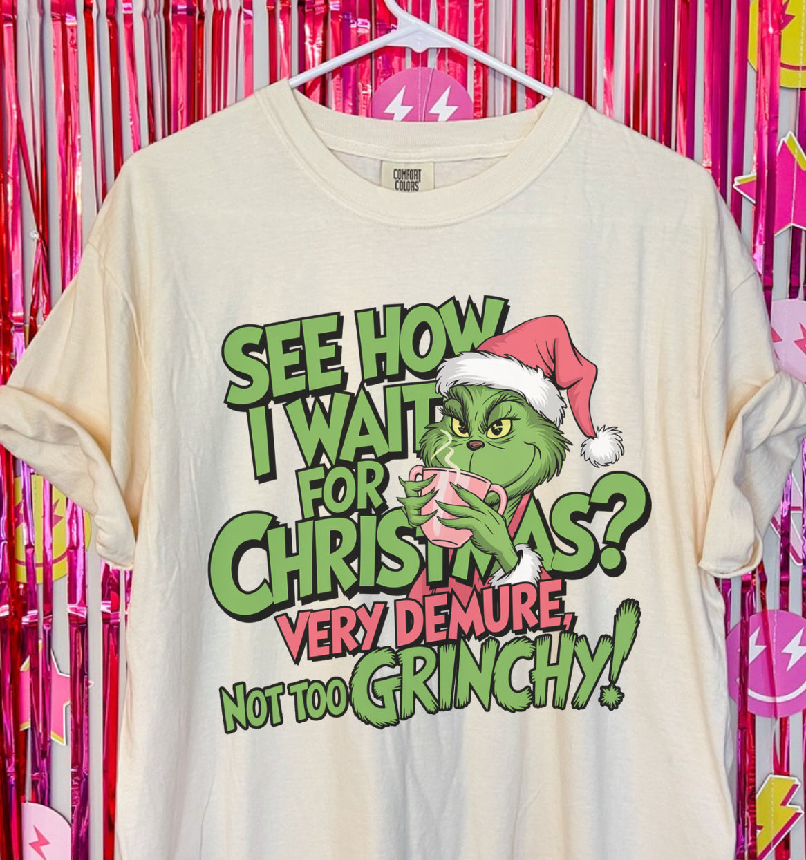 See how i wait T-shirt
