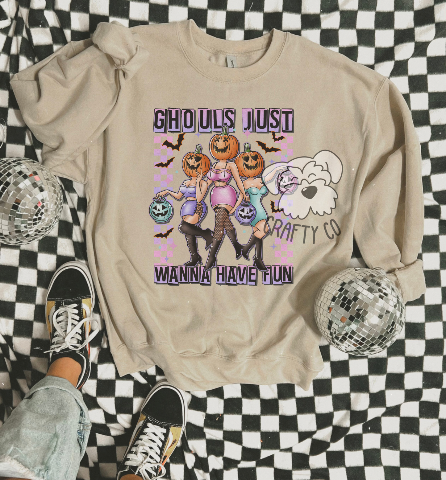 Ghouls just wanna have crewneck